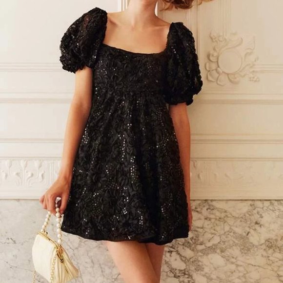 Black Square NeckLine Short Puff Sleeve A-line Mini Dress - Picture 7 of 7